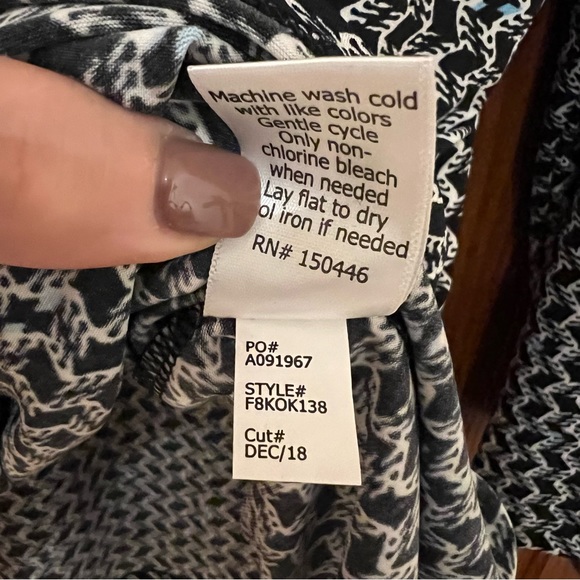 41 Hawthorn Gabriella V-Neck Stretch Knit Top XXL NWT - Picture 8 of 11